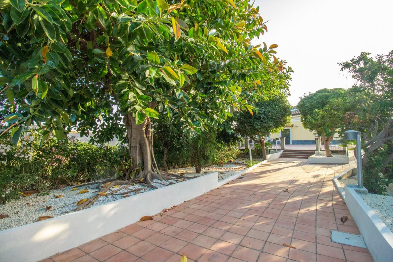 Royal Playa Suite And Apartament -Private Parking- Self Chek Out 카타니아 외부 사진