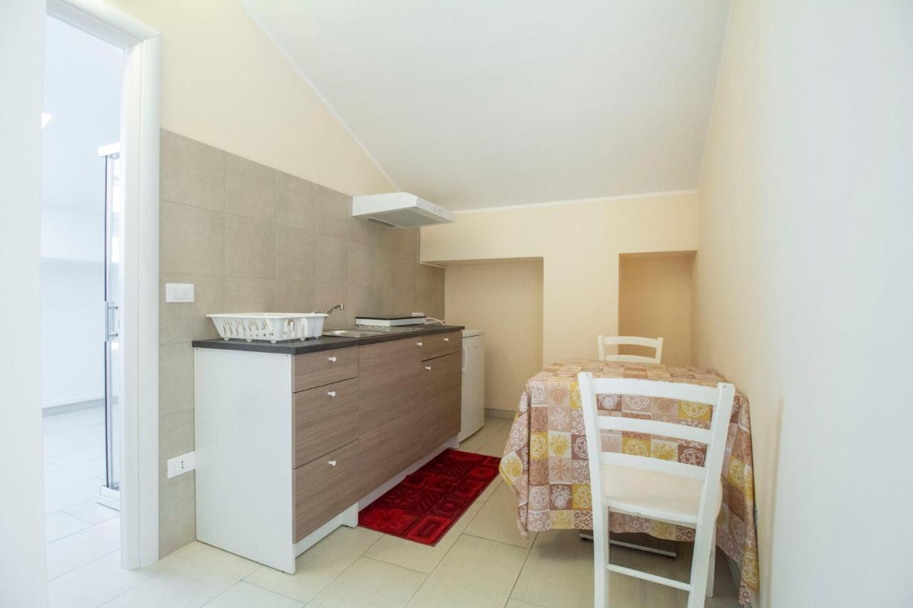 Royal Playa Suite And Apartament -Private Parking- Self Chek Out 카타니아 외부 사진