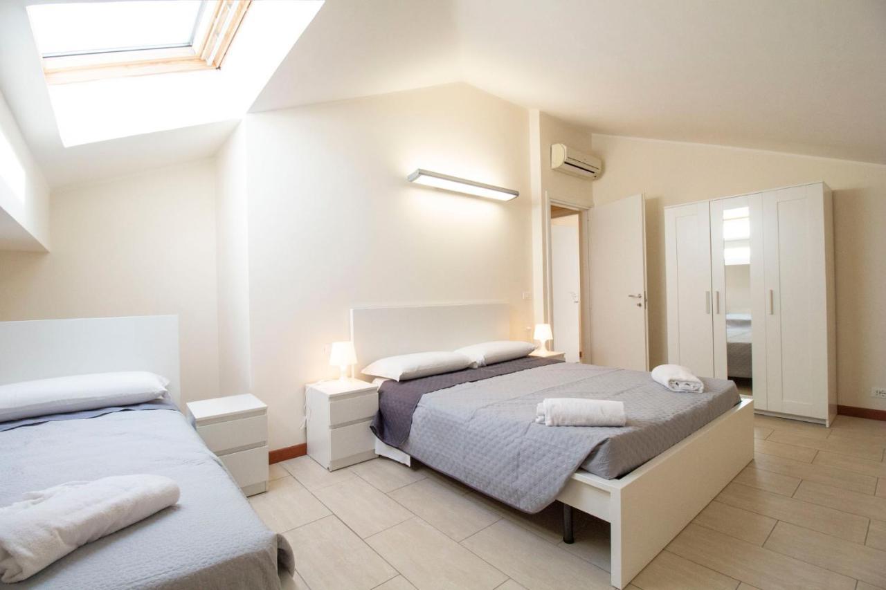 Royal Playa Suite And Apartament -Private Parking- Self Chek Out 카타니아 외부 사진